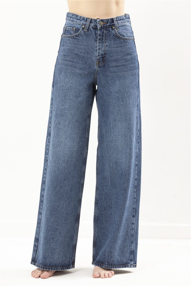 Wide Leg Jeans